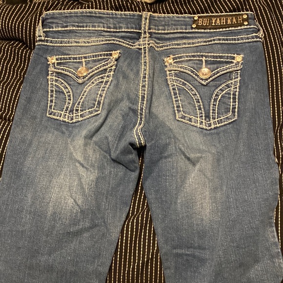 Jeans - Picture 1 of 3
